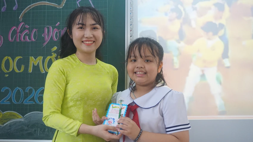 ngay-tuu-truong.JPG