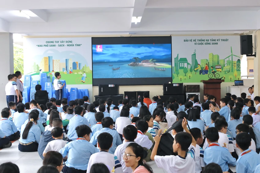 sử dụng điện thoại