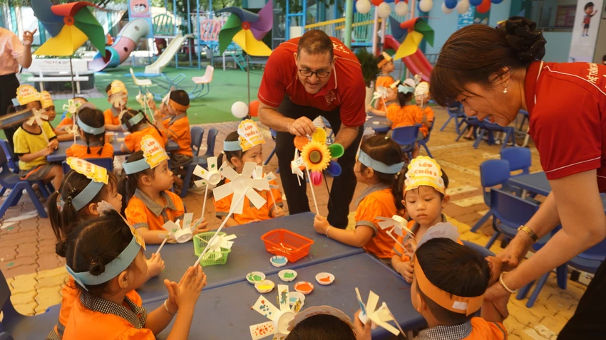 lam-quen-tieng-anh.jpg-6.JPG