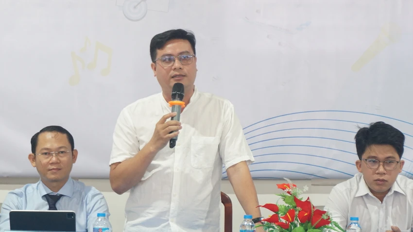 ngay-hoi-huong-nghiep-5.JPG