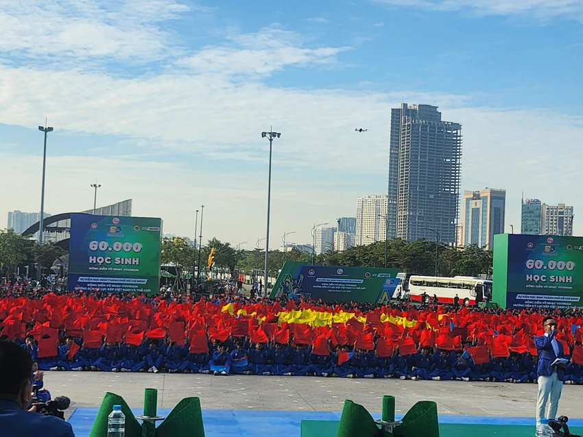 dong-dien-vo-nhac-vovinam-19.jpg