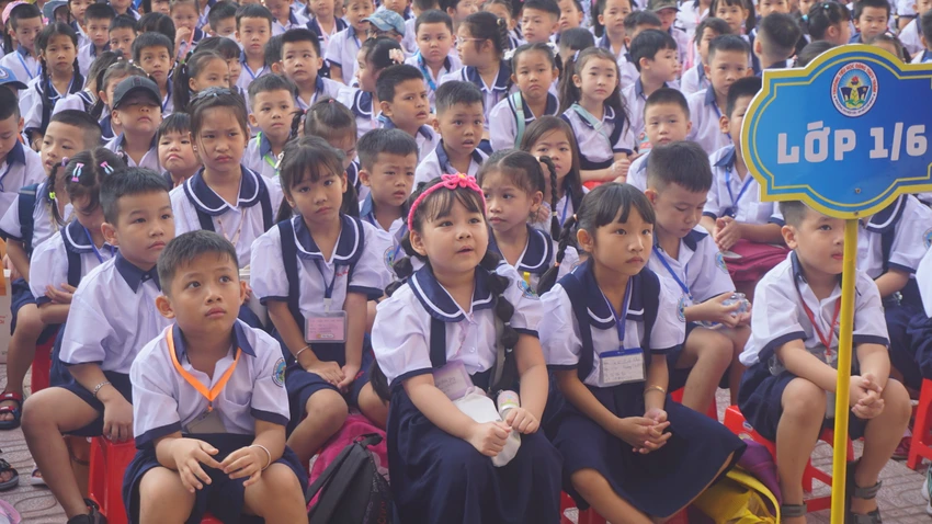 học sinh lớp 1