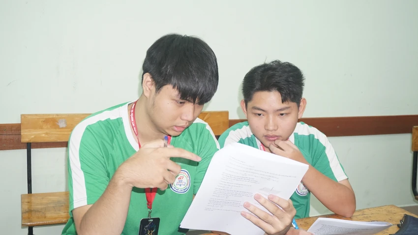 thi-tot-nghiep-1.JPG