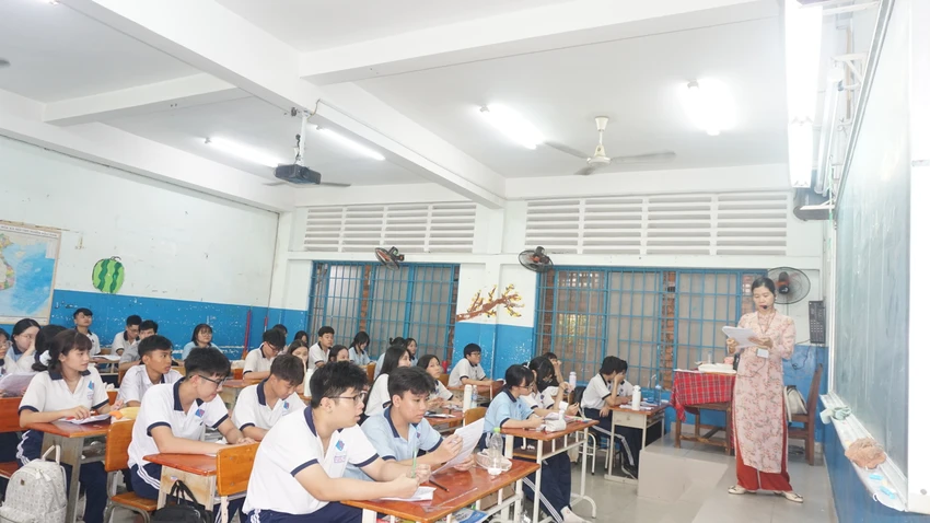 bua-an-ban-tru-6.JPG