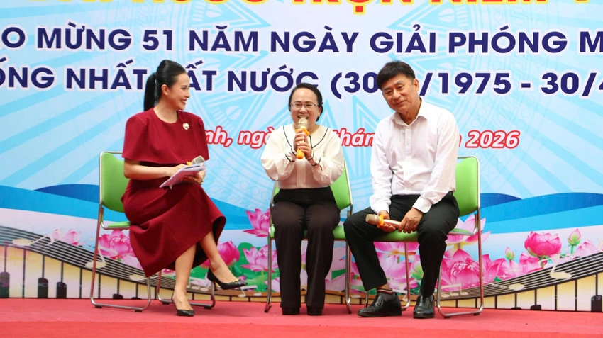 d1c27451bc243d7a6435.jpg