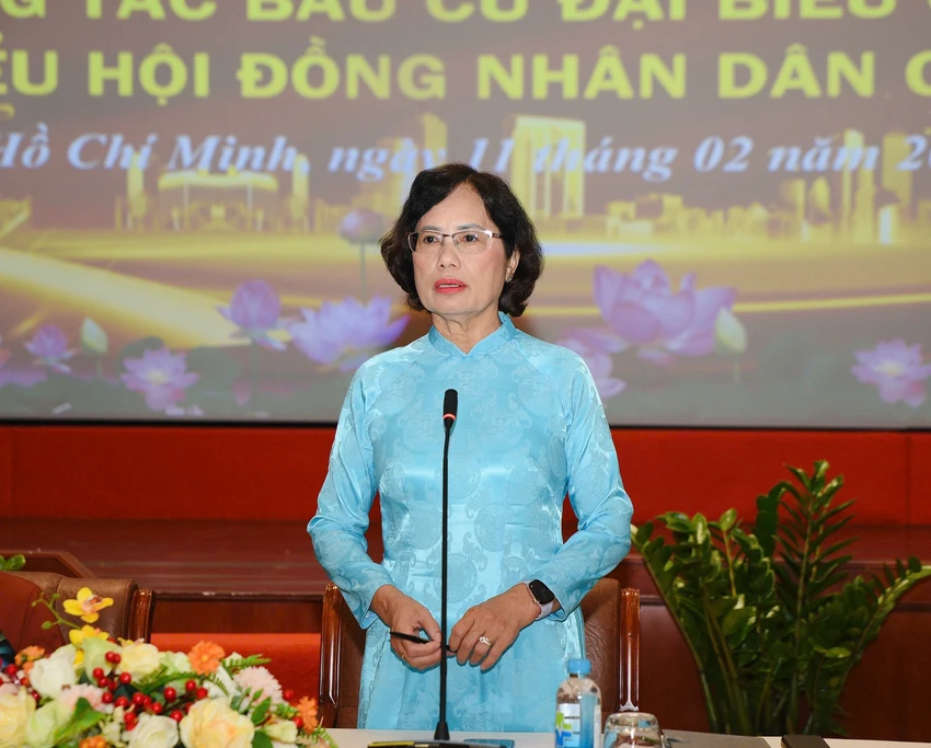 ba-ung-thi-xuan-huong_hoi-luat-gia.jpg
