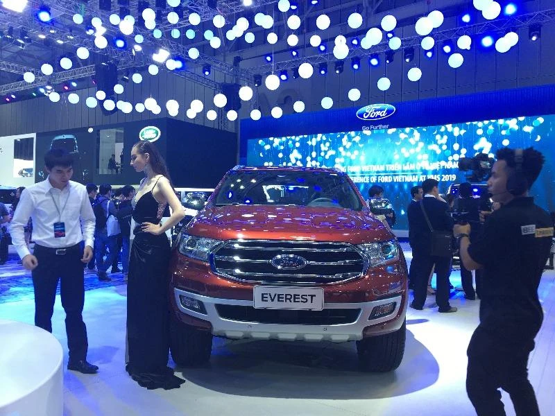 Doanh số Ford Everest cũng tăng trưởng không kém cạnh. 