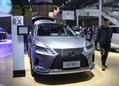 Toyota bị phạt hàng trăm tỉ đồng vì không chịu giảm giá xe