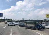 Đề nghị bố trí công an dẫn đường cho xe vận tải hàng hóa qua chốt kiểm dịch