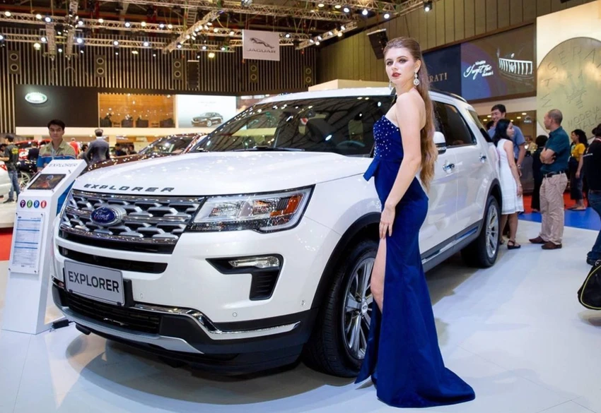 ford-explorer_SMAY.jpeg