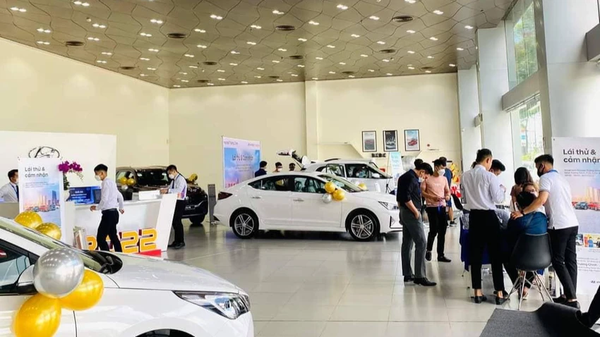 Các chuyên gia dự đoán, thị trường ô tô sắp hết cảnh "bia kèm lạc".