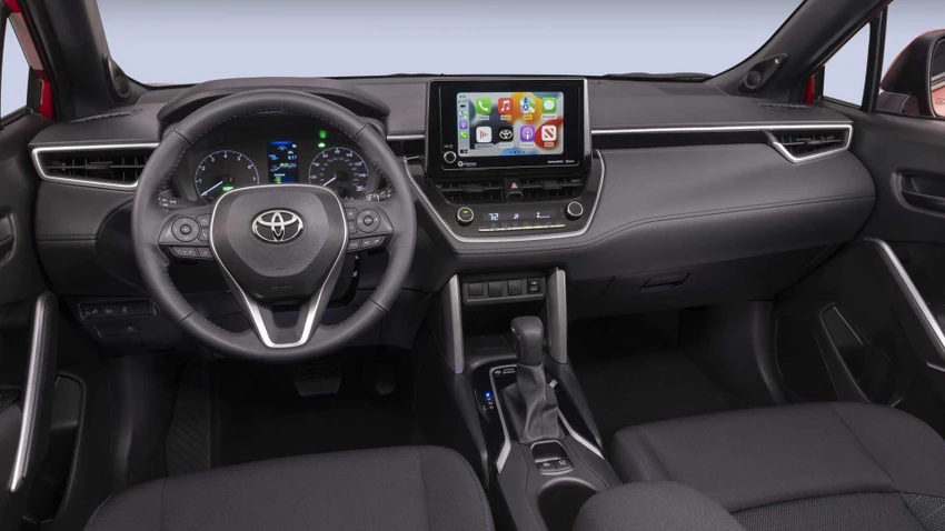 Toyota Corolla Cross Hybrid 2023 ra mắt với công suất mạnh hơn và công nghệ mới hơn. Ảnh: Motor1 Toyota Corolla Cross Hybrid 2023 ra mắt với công suất mạnh hơn và công nghệ mới hơn. Ảnh: Motor1