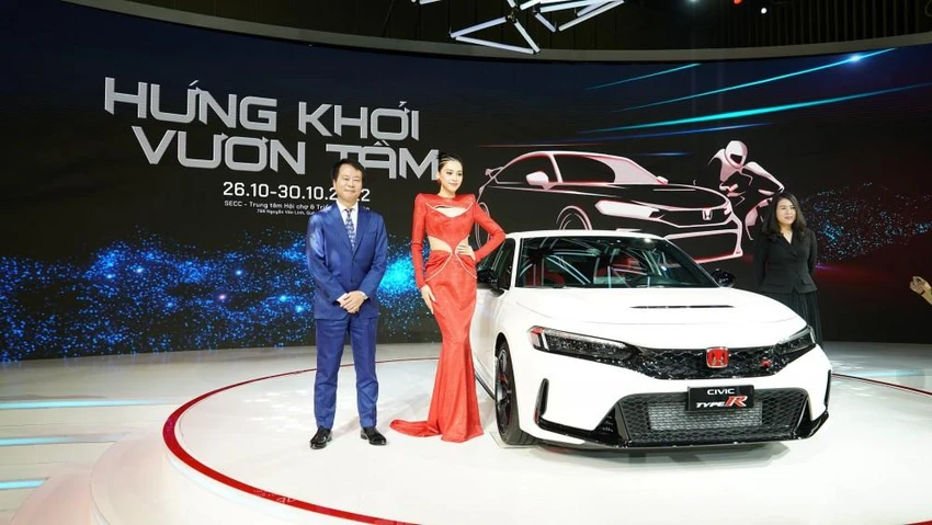 Chiếc xe gây ấn tượng tại gian hàng của Honda Việt Nam. Ảnh: QB Chiếc xe gây ấn tượng tại gian hàng của Honda Việt Nam. Ảnh: QB