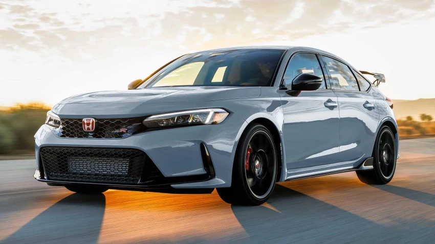 Civic Type R 2023 sẽ có giá khởi điểm 43.990 USD. Ảnh: Autocar Civic Type R 2023 sẽ có giá khởi điểm 43.990 USD. Ảnh: Autocar