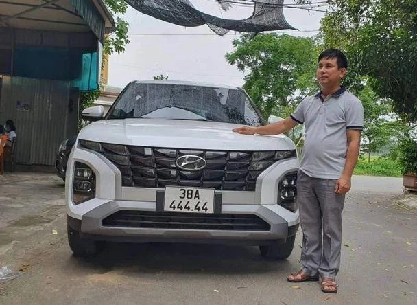 Một chủ xe ở Hà Tĩnh bốc biển số đẹp cho chiếc Hyundai Creta của mình. Ảnh: MXH Một chủ xe ở Hà Tĩnh bốc biển số đẹp cho chiếc Hyundai Creta của mình. Ảnh: MXH