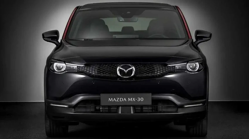 Chiếc Mazda MX-30 với phạm vi hoạt động 160 km. Ảnh: Insideevs