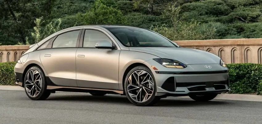 Mẫu Hyundai Ioniq 6 có giá khởi điểm từ 987 triệu đồng. Ảnh: Motor1 Mẫu Hyundai Ioniq 6 có giá khởi điểm từ 987 triệu đồng. Ảnh: Motor1