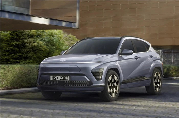 Kona thế hệ thứ hai sẽ có sẵn các phiên bản xăng, hybrid và chạy hoàn toàn bằng điện. Ảnh: Autocarindia Kona thế hệ thứ hai sẽ có sẵn các phiên bản xăng, hybrid và chạy hoàn toàn bằng điện. Ảnh: Autocarindia