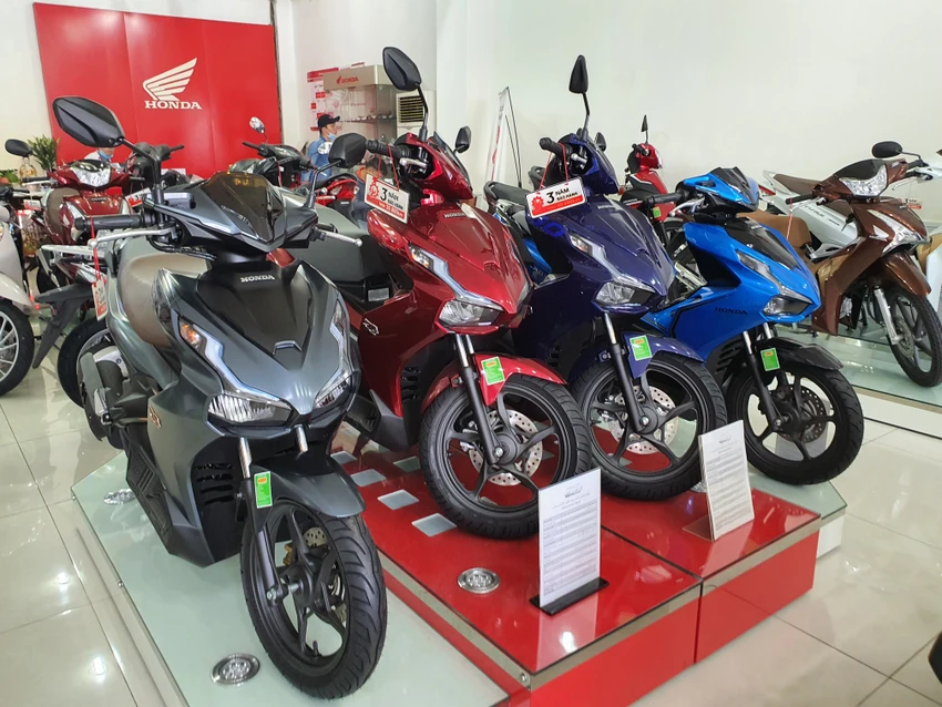 Honda cũng đang bán giá vừa phải, không còn mức chênh lệch cao như trước đây. Ảnh: TN Honda cũng đang bán giá vừa phải, không còn mức chênh lệch cao như trước đây. Ảnh: TN