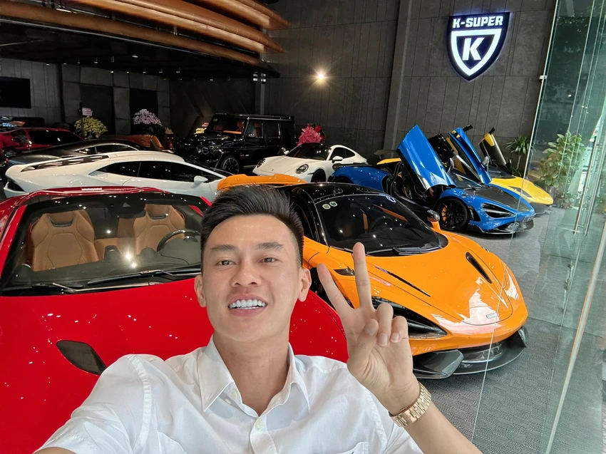 Phan Công Khanh là cái tên nổi tiếng trong giới siêu xe. Ảnh: MXH Phan Công Khanh là cái tên nổi tiếng trong giới siêu xe. Ảnh: MXH