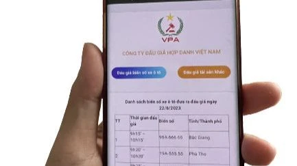 11 biển số đẹp sẽ được đấu giá phiên đầu tiên trước ngày 16-9 tới. 11 biển số đẹp sẽ được đấu giá phiên đầu tiên trước ngày 16-9 tới.