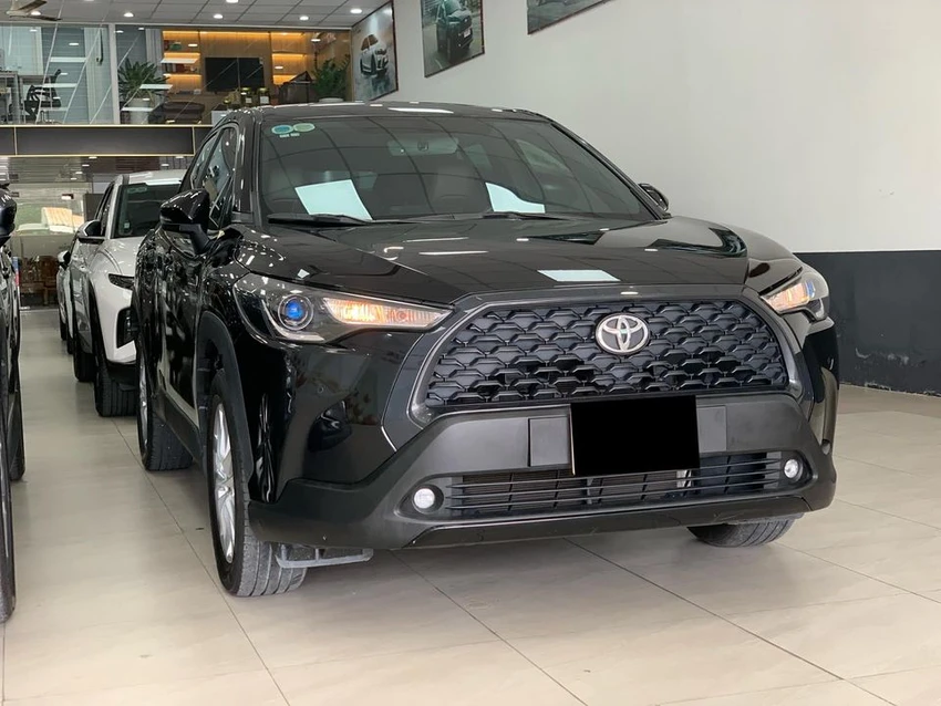 Cuộc đua phân khúc SUV hạng B: Toyota Corolla Cross bất ngờ cắt bớt ưu đãi.