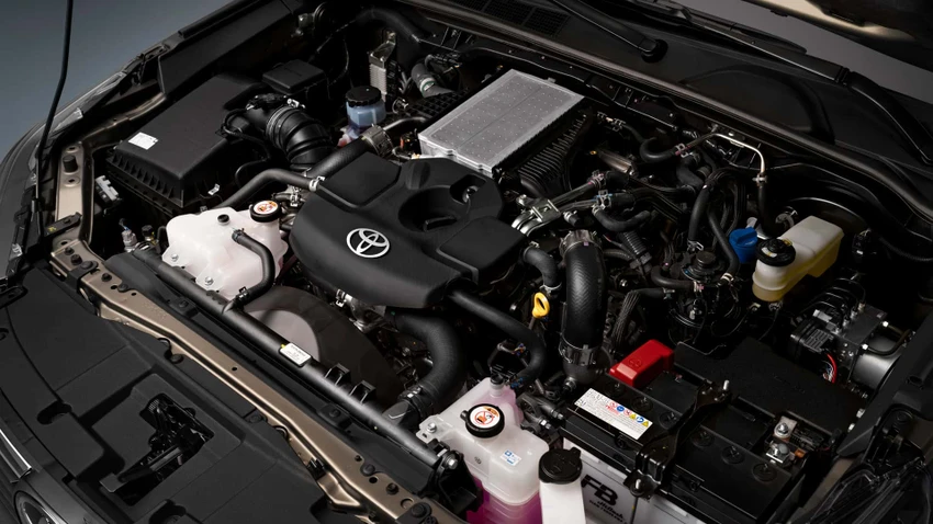Các trang bị trên Toyota Hilux hybrid 48V được đánh giá cao.