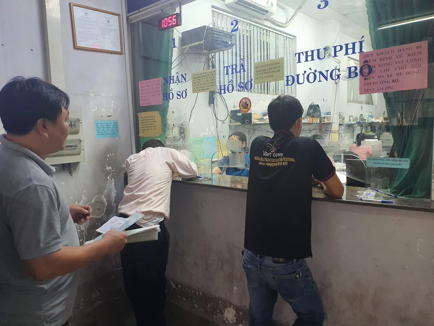 phí sử dụng đường bộ