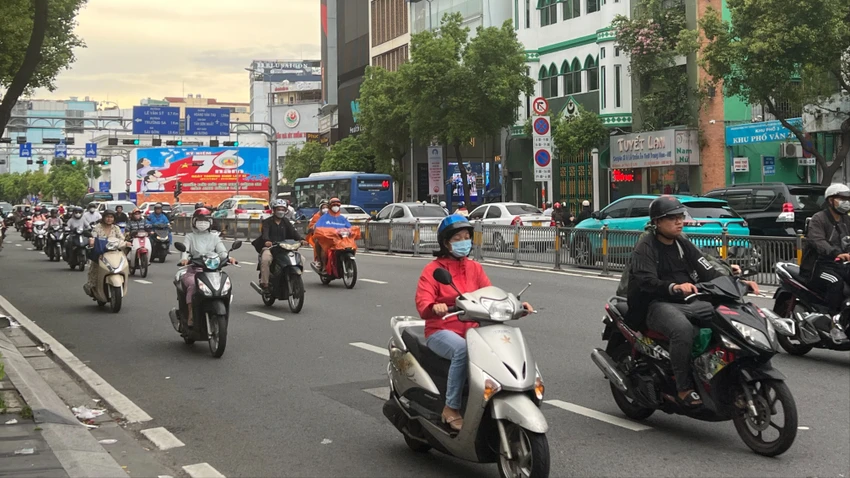 đi ngược chiều