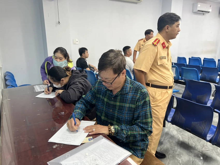 giay-phap-lai-xe-4.JPG