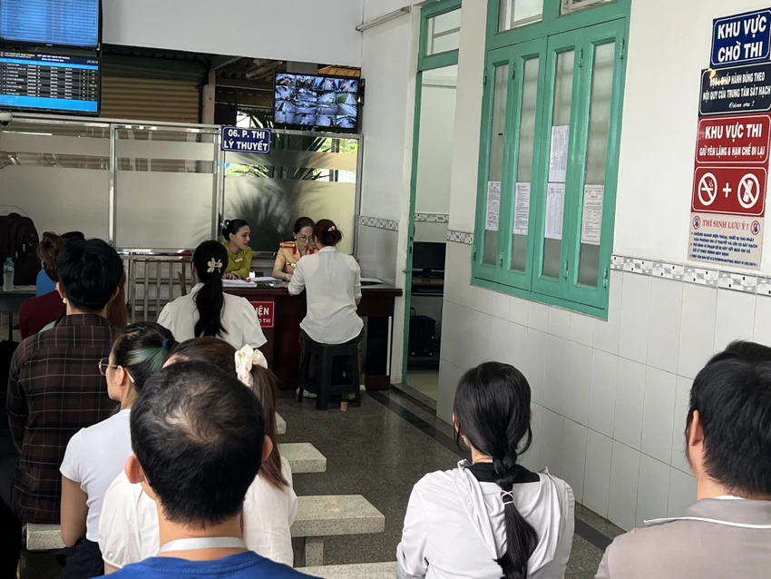 sát hạch lái xe