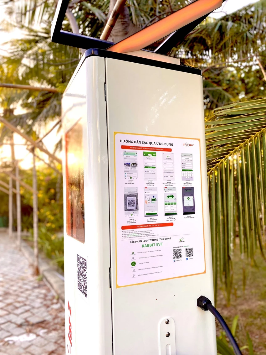 tram-sac-xe-dien-1.jpg
