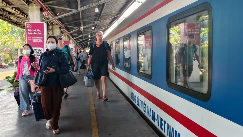 Đường sắt tung hàng loạt chương trình giảm giá vé tàu sau Tết Dương lịch