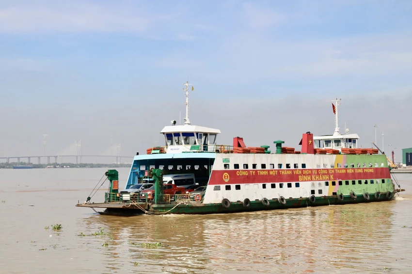 pha-binh-khanh.jpg