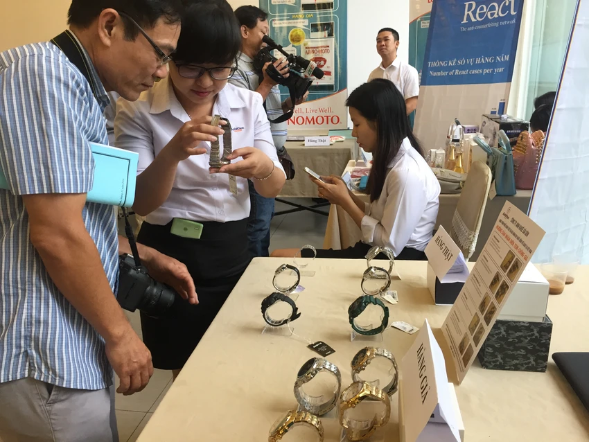 Vì sao loạn hàng 'made in China' gắn mác Việt? ảnh 1 Vì sao loạn hàng 'made in China' gắn mác Việt? ảnh 1