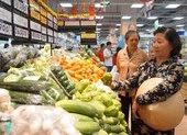 Nhiều siêu thị tăng cường bán hàng qua điện thoại