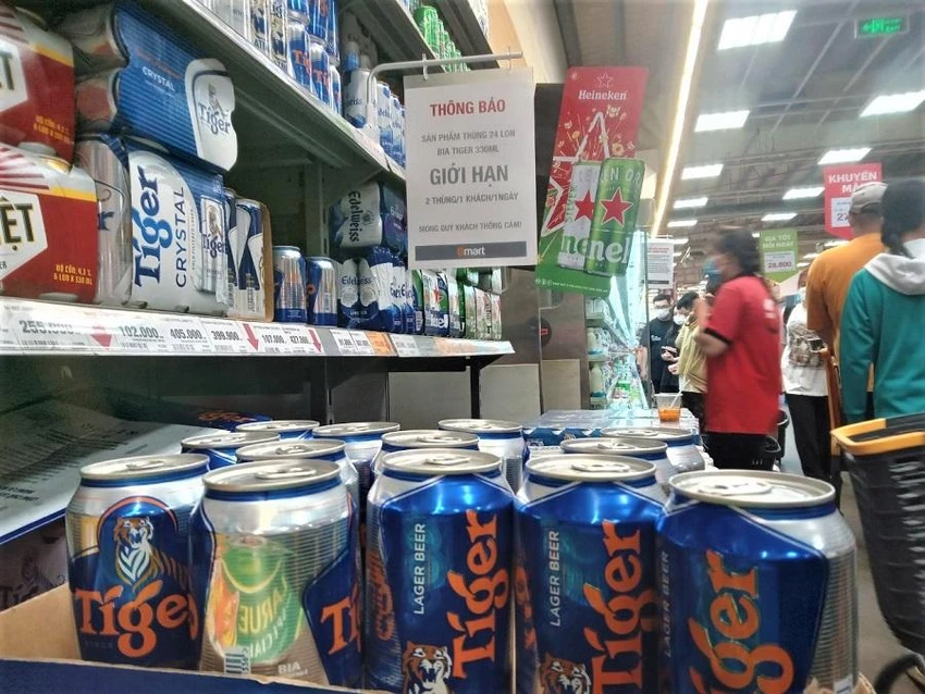 Siêu thị Emart Gò Vấp thông báo giới hạn số lượng bia được mua. Siêu thị Emart Gò Vấp thông báo giới hạn số lượng bia được mua.