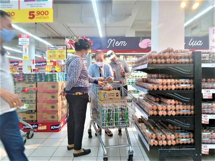 Nhu cầu làm bánh Trung thu khiến trứng gia cầm tháng 8 tăng 2,68% so với tháng trước. Nhu cầu làm bánh Trung thu khiến trứng gia cầm tháng 8 tăng 2,68% so với tháng trước.