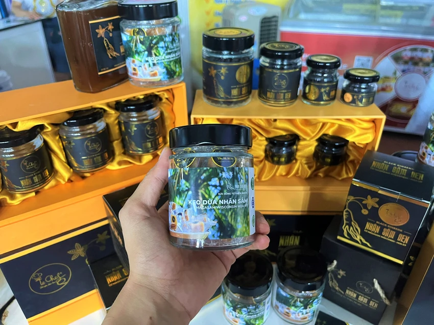 TP.HCM khai mạc hội chợ khuyến mãi khủng, nhiều mặt hàng giảm 70% ảnh 10 TP.HCM khai mạc hội chợ khuyến mãi khủng, nhiều mặt hàng giảm 70% ảnh 10
