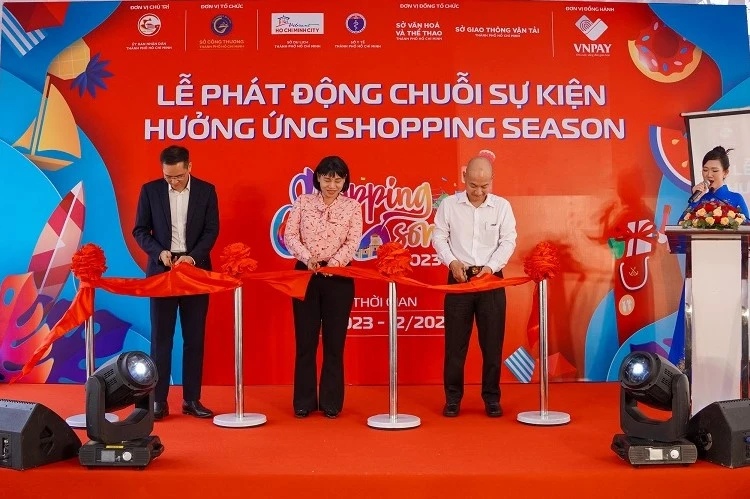 TP.HCM phát động chương trình khuyến mãi tập trung đợt 1 năm 2023. TP.HCM phát động chương trình khuyến mãi tập trung đợt 1 năm 2023.