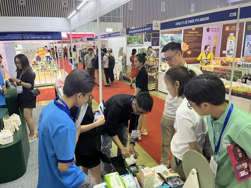 Loạt thương hiệu mạnh tham gia hội chợ về hàng Việt ở TP.HCM ảnh 6