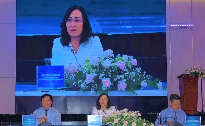 trung tâm hội chợ