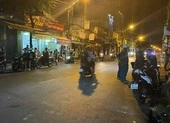 2 nhóm mang bom xăng, mã tấu hỗn chiến ở quận 8
