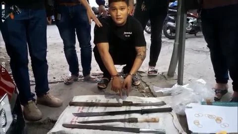 Trần Tiến Đạt (22 tuổi) bị công an bắt giữ. Ảnh: NTCC Trần Tiến Đạt (22 tuổi) bị công an bắt giữ. Ảnh: NTCC