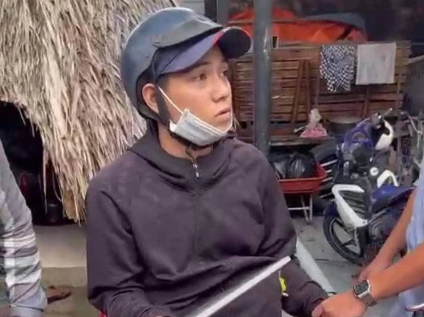 Nguyễn Chí Lil bị công an bắt giữ. Nguyễn Chí Lil bị công an bắt giữ.