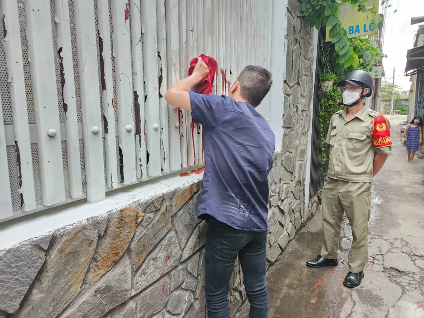 H cho biết nếu gây áp lực chủ nhà trả nợ thành công sẽ được chia 500 triệu đồng. Ảnh: TS H cho biết nếu gây áp lực chủ nhà trả nợ thành công sẽ được chia 500 triệu đồng