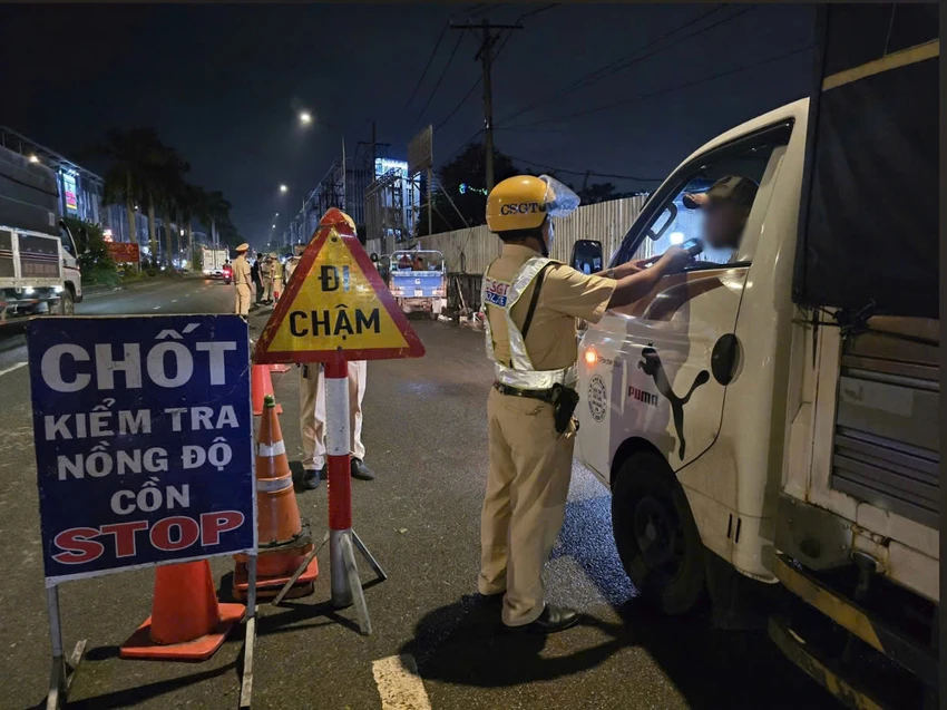 Công an TP.HCM tước 614 bằng lái xe trong hai ngày