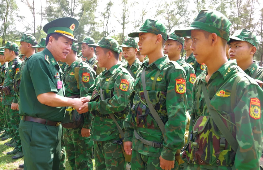 dai-ta-tran-thanh-duc.JPG