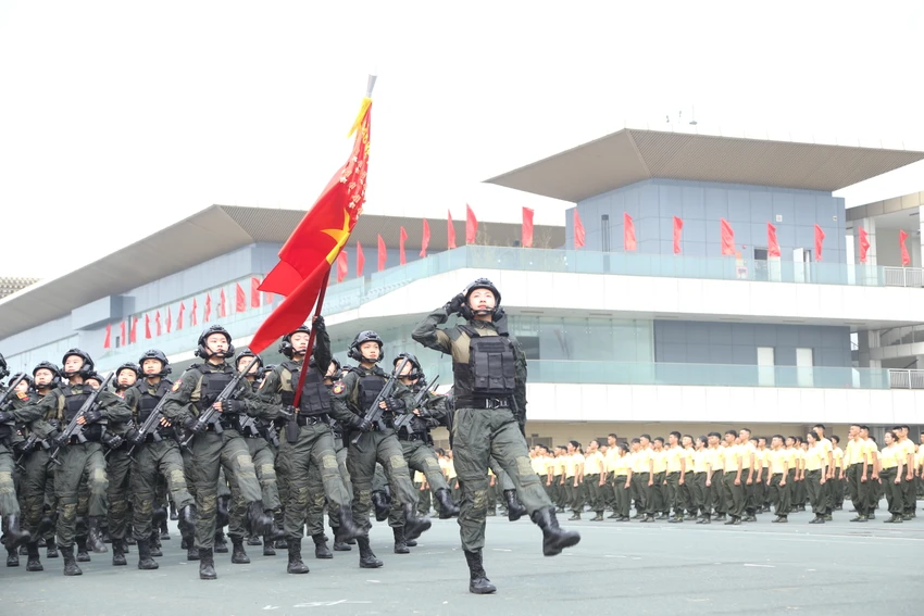 Cscd-tien-thang-len-hien-dai-41.JPG