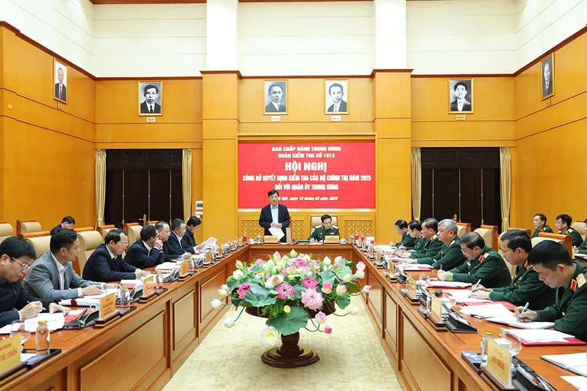 Cong-bo-quyet-dinh-kiem-tra-doi-voi-Quan-uy-Trung-uong-2.jpg